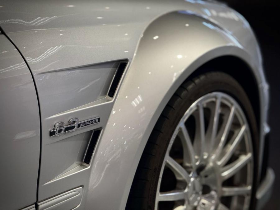 CLK63 AMG BLACK SERIES - Image 4